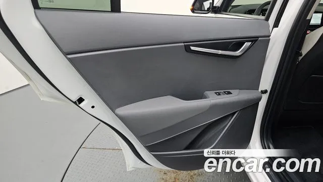 Kia Niro The All New Niro Signature — Фото автомобиля 25