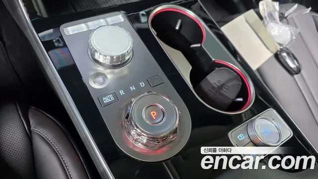Genesis GV80 — Фото автомобиля 12