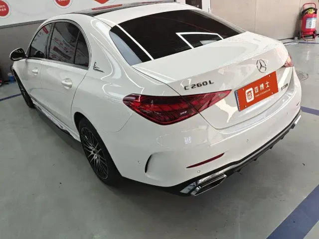 Mercedes-Benz C-Class — Фото автомобиля 2
