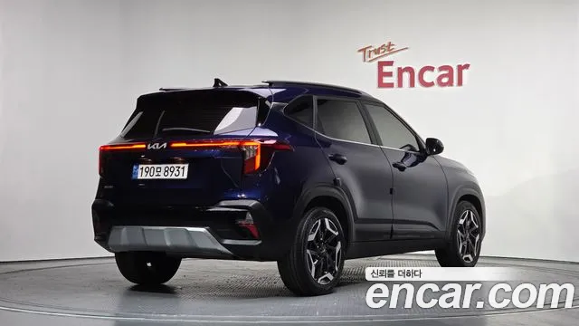 Kia Seltos — Фото автомобиля 2