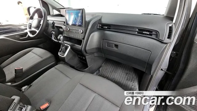Hyundai Staria — Фото автомобиля 7