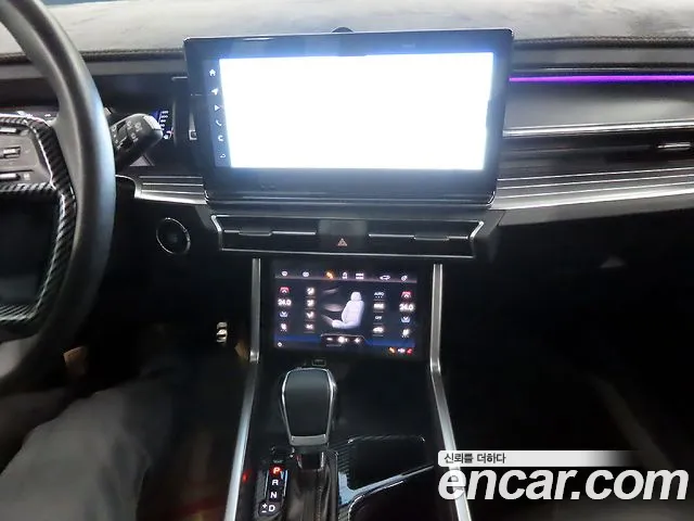 KGM Torres — Фото автомобиля 12
