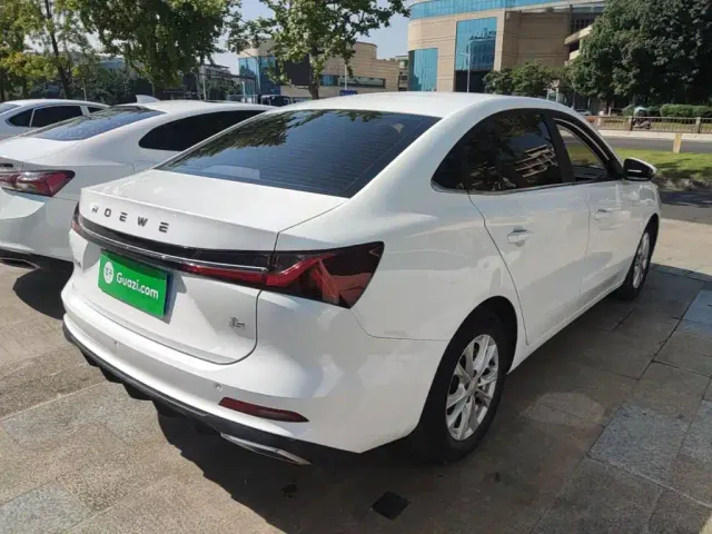 Roewe i5 — Фото автомобиля 6