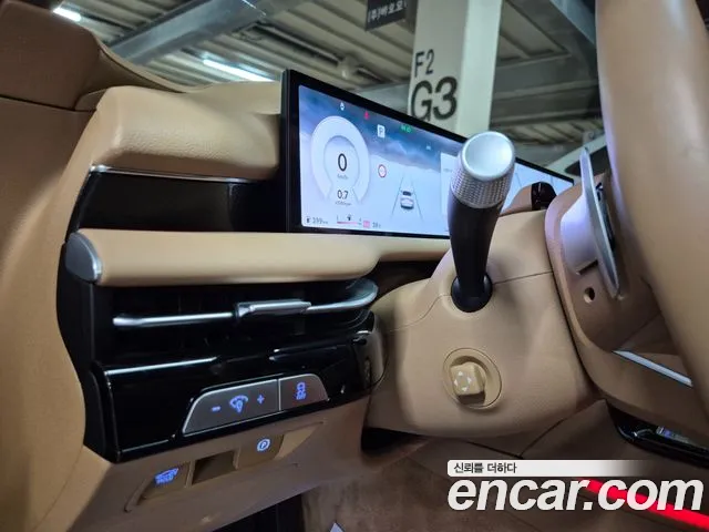 Genesis G80 Бензин 2.5 турбо AWD — Фото автомобиля 15