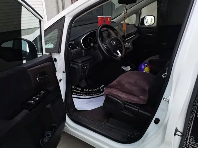 Honda Odyssey — Фото автомобиля 9
