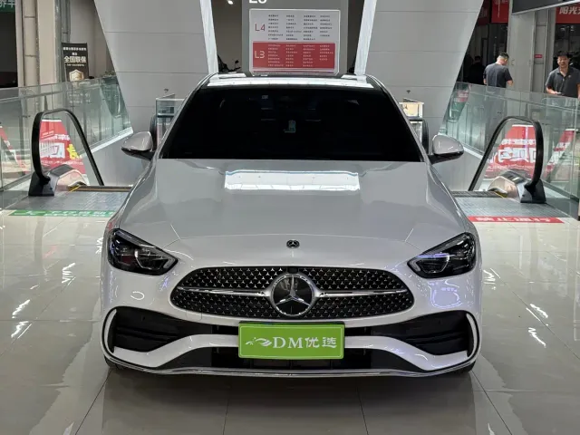 Mercedes-Benz C-Class — Фото автомобиля 2