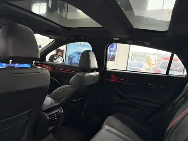 Ford Mondeo — Фото автомобиля 16