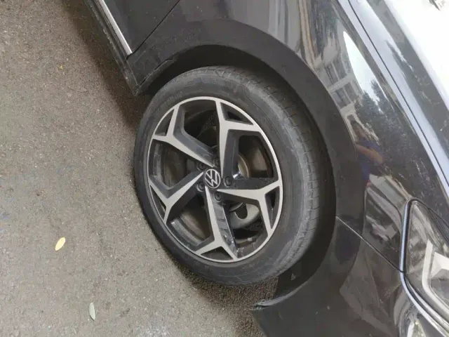 Volkswagen Passat — Фото автомобиля 6