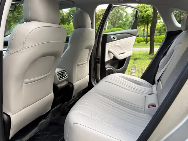 Geely Galaxy Stellar 6 — Фото автомобиля 22