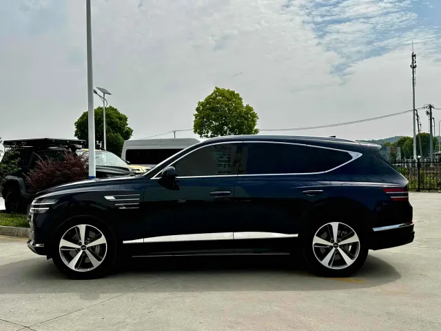 Genesis GV80 — Фото автомобиля 27