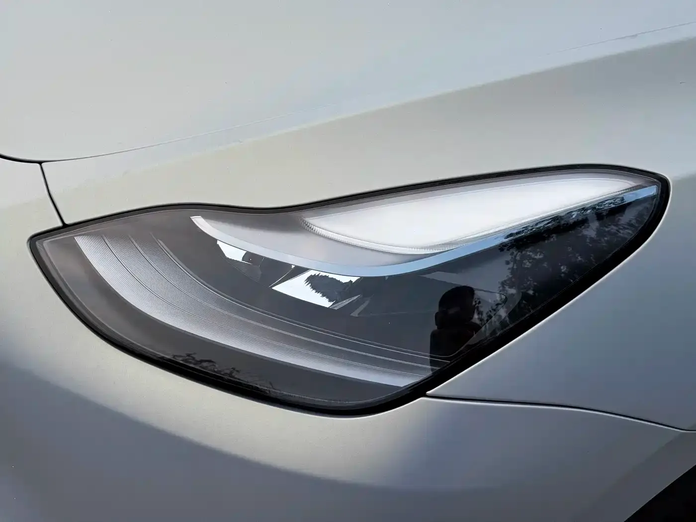 Tesla Model Y 2023 Long Range All-Wheel Drive Edition — Фото автомобиля 9