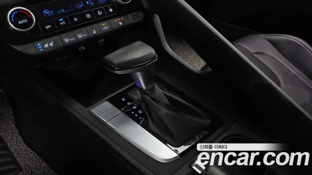 Hyundai AVANTE — Фото автомобиля 9