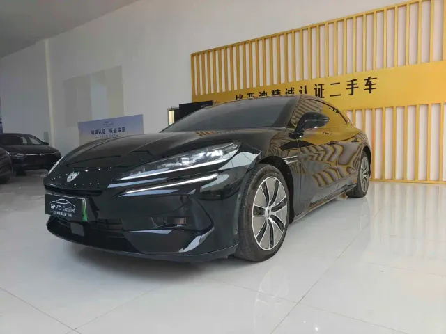 Фотография автомобиля — Denza Z9GT