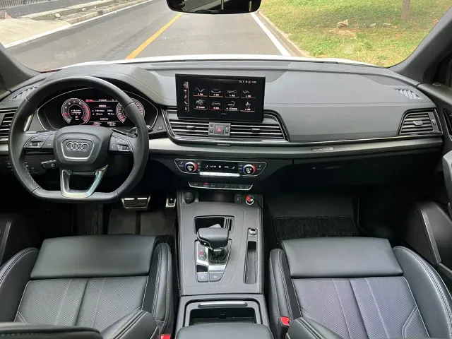 Audi Q5L — Фото автомобиля 8