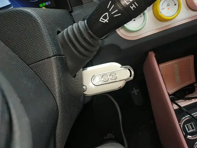 Wuling Hongguang Mini EV — Фото автомобиля 8