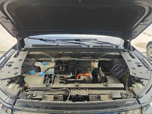 Dongfeng eπ 008 — Фото автомобиля 10