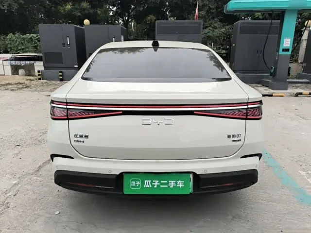 BYD Seal 07 DM-i — Фото автомобиля 5