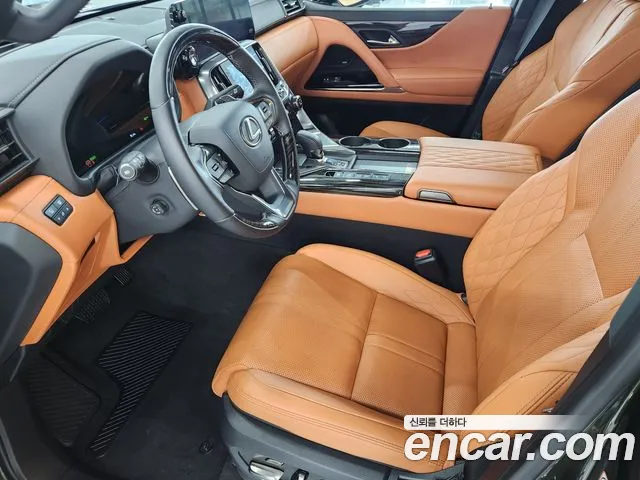 Lexus LX Generation 4 — Фото автомобиля 10