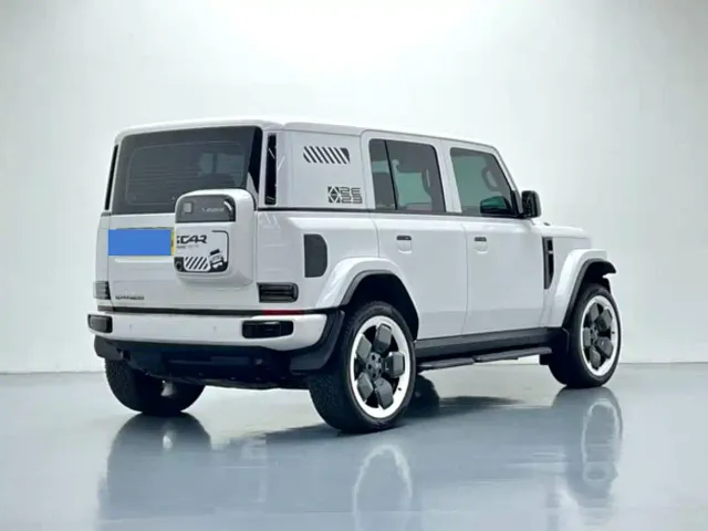 iCAR V23 — Фото автомобиля 6
