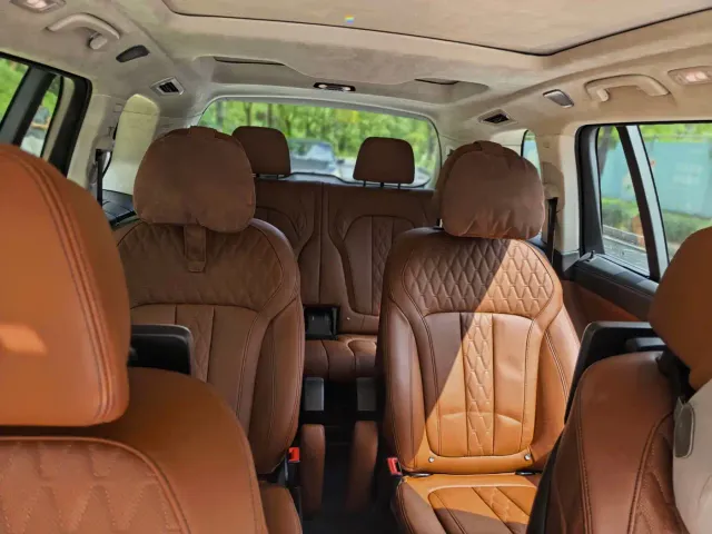 BMW X7 — Фото автомобиля 8
