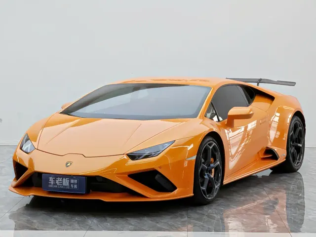 Фотография автомобиля — Lamborghini Huracan