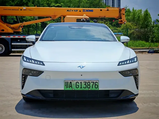 Dongfeng eπ 007 — Фото автомобиля 2