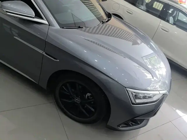 BYD Han — Фото автомобиля 3
