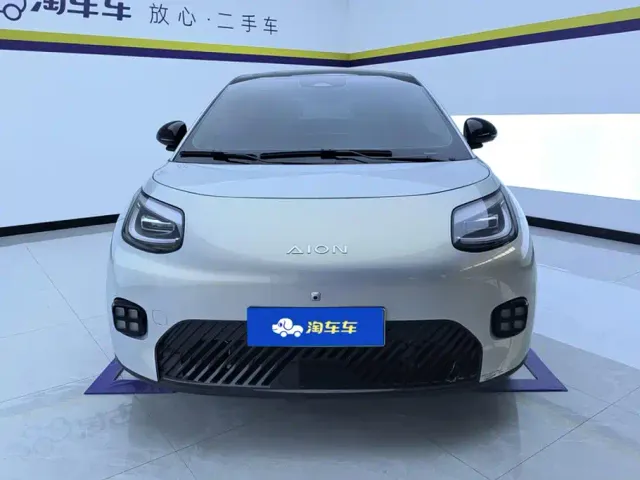 GAC Aion UT — Фото автомобиля 2