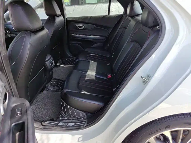 GAC Trumpchi Emkoo — Фото автомобиля 16