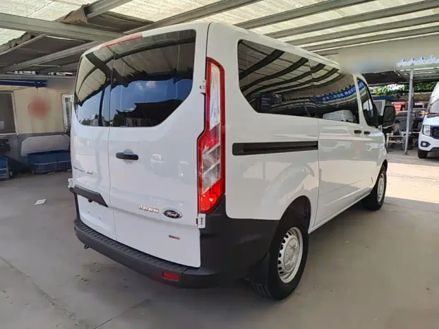 Ford Transit — Фото автомобиля 4