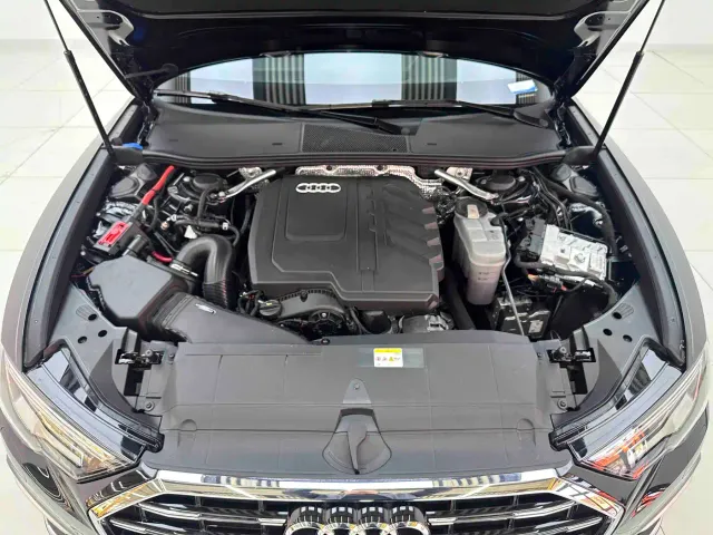 Audi A6L — Фото автомобиля 9