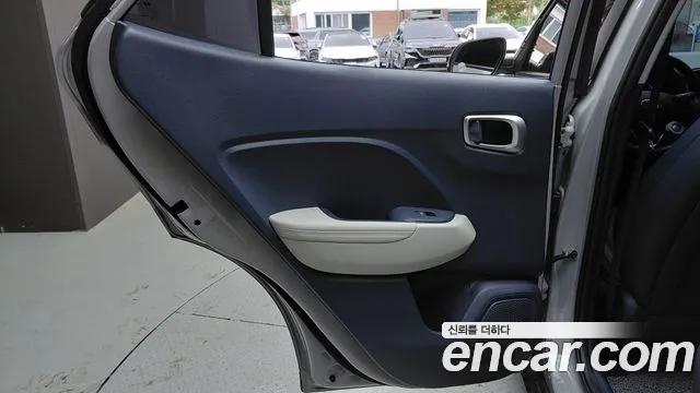Hyundai Venue Venue 1.6 Premium — Фото автомобиля 25