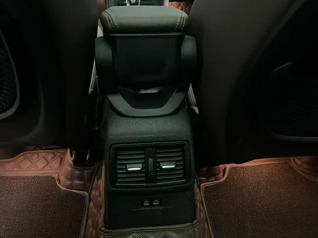 BMW BMW X1 2021 sDrive25Li Leading — Фото автомобиля 11