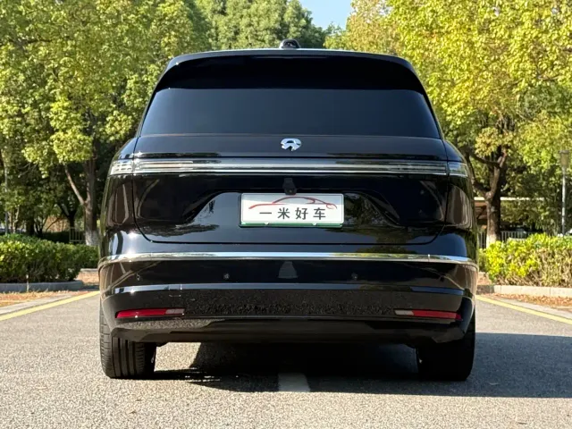 Nio ES8 — Фото автомобиля 6