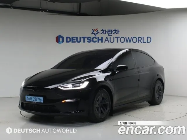 Tesla Model X — Фото автомобиля 5