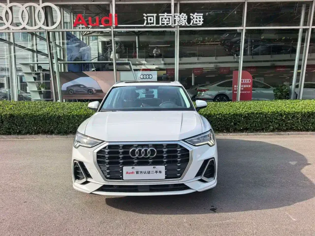 Audi Q3 — Фото автомобиля 2