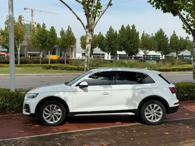 Audi Q5L — Фото автомобиля 6