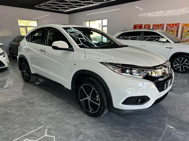 Honda Vezel — Фото автомобиля 3