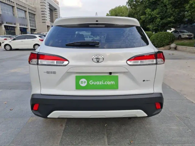 Toyota Corolla Cross 2024 2.0L Smart Hybrid Dual Engine Pioneer Edition — Фото автомобиля 5