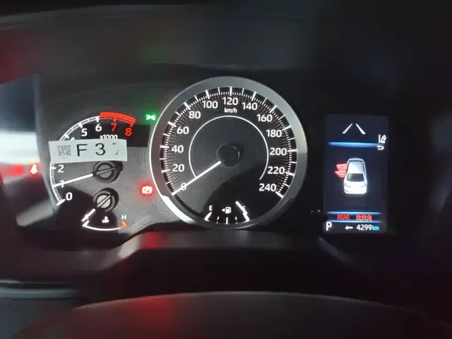 Toyota Corolla — Фото автомобиля 14