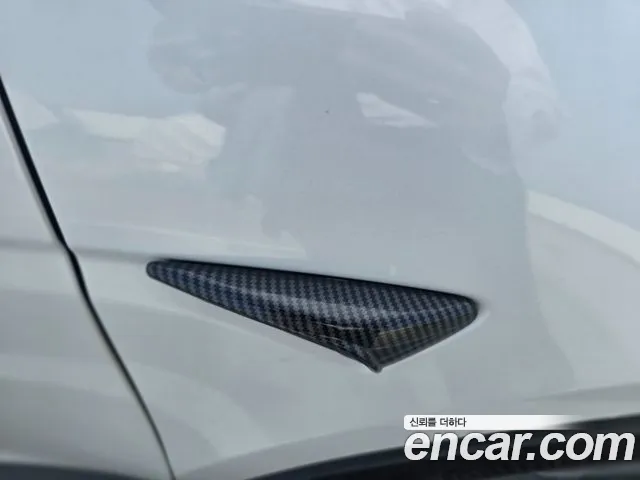 Tesla Model Y — Фото автомобиля 5