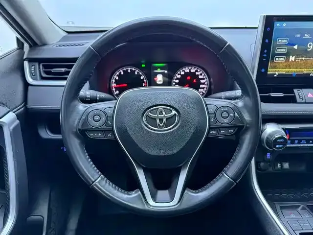 Toyota Wildlander — Фото автомобиля 14