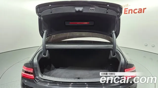 Genesis G80 RG3 — Фото автомобиля 21