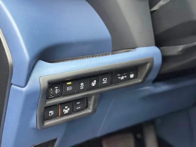 Toyota Granvia — Фото автомобиля 17