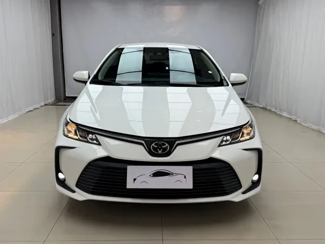 Toyota Corolla — Фото автомобиля 2