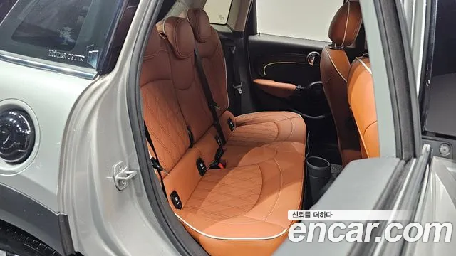 Mini Cooper — Фото автомобиля 12