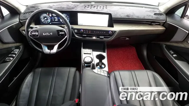 Kia K8 — Фото автомобиля 6