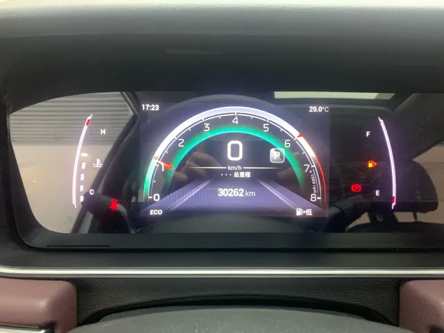 GAC Trumpchi M6 — Фото автомобиля 13