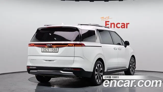 Kia Canival Carnival 4 поколение 9 мест Signature — Фото автомобиля 2