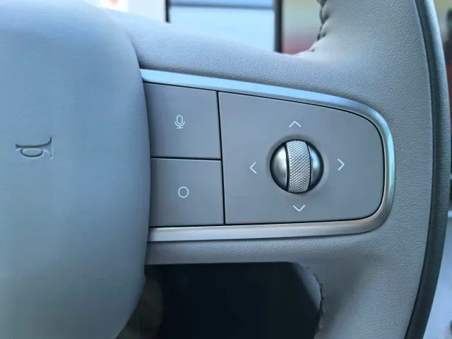 Nissan N7 — Фото автомобиля 18